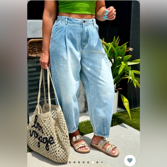 Barrel Jeans - Picture 2 of 7